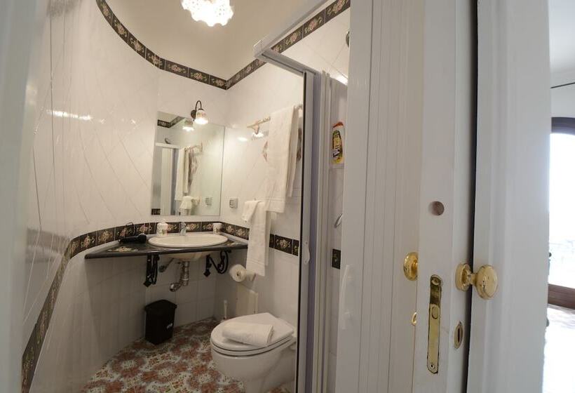 חדר סטנדרט, Il Paradiso Di Hyele