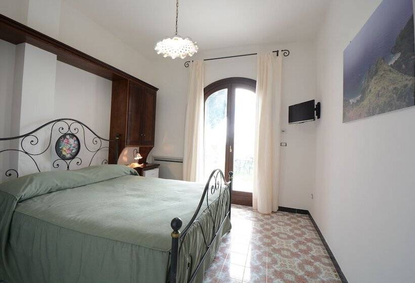 חדר סטנדרט, Il Paradiso Di Hyele