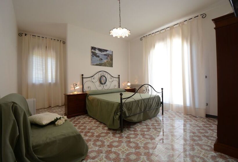 וילה בת חדר שינה 1, Il Paradiso Di Hyele