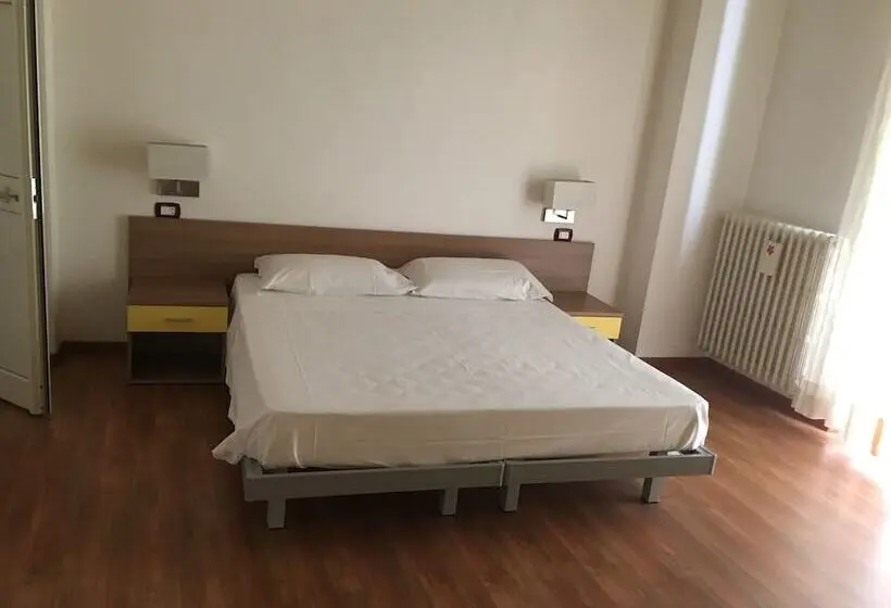スーペリアの４人部屋, Stelmalu