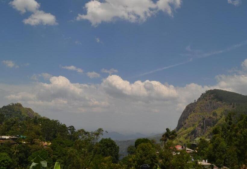 Quarto Estandar com Sacada, The Rock Face