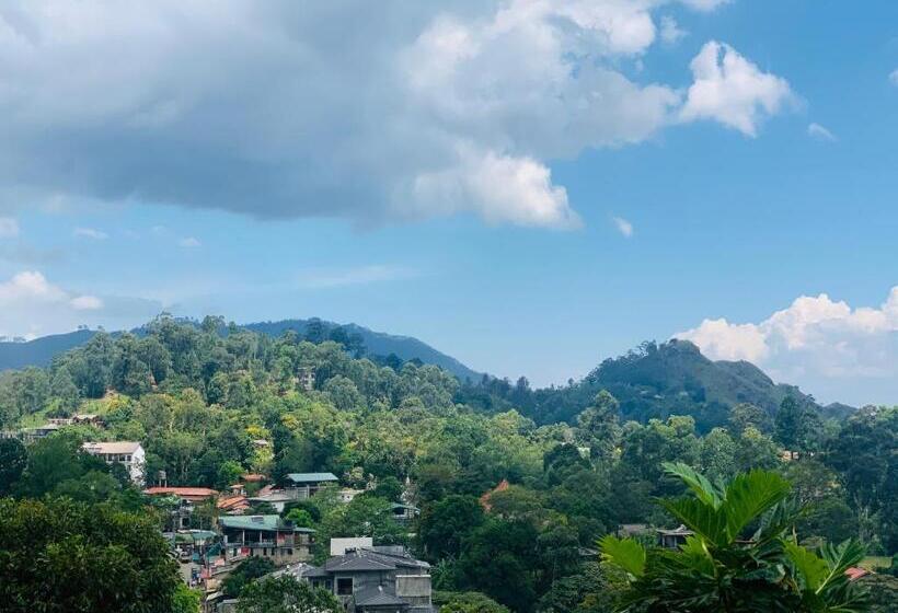 キングサイズベッドのスーペリアルーム, The Rock Face