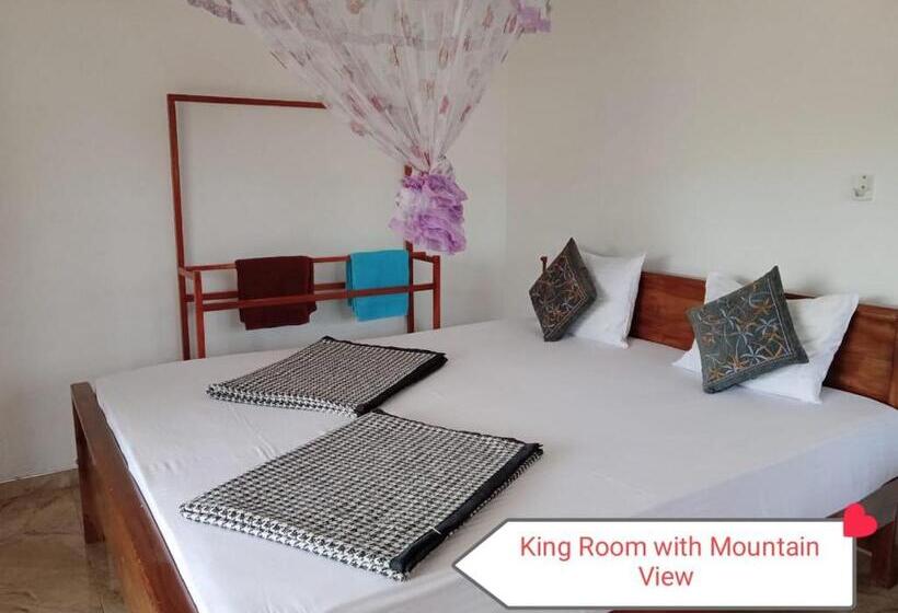 キングサイズベッドのスタンダードルーム, The Rock Face