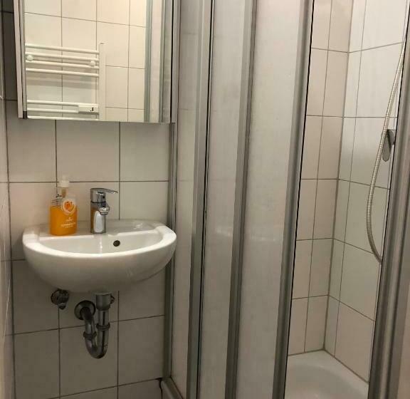 חדר סטנדרט, Pension Adler