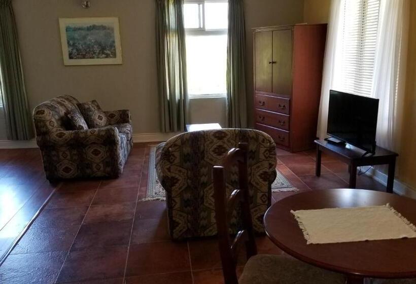 استودیوی لوکس, Guest House Villa Mishkan