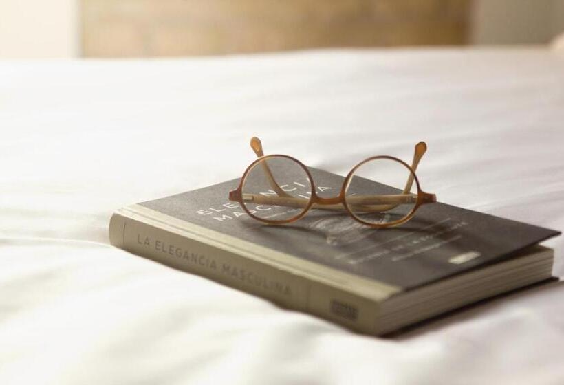 استودیوی استاندارد, Soho Valencia