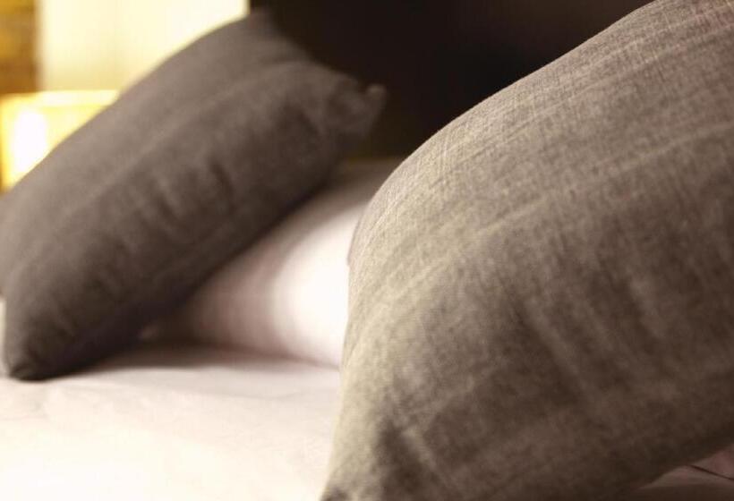 استودیوی استاندارد, Soho Valencia