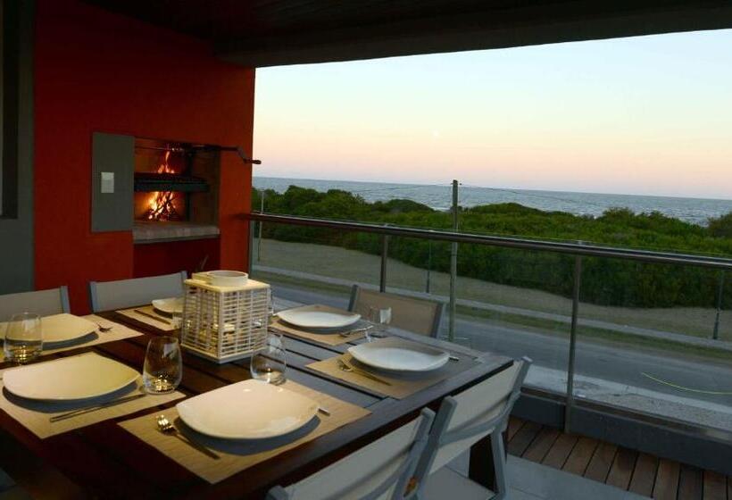 Апартаменты Deluxe 1 Спальня, Almarena Apart & Hotel Boutique