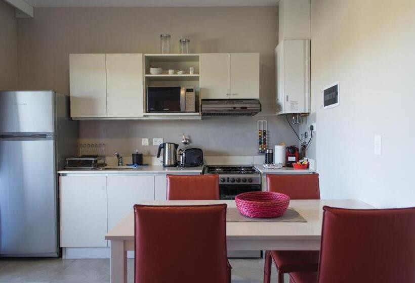 Апартаменты 1 Спальня Нижний Этаж, Almarena Apart & Hotel Boutique