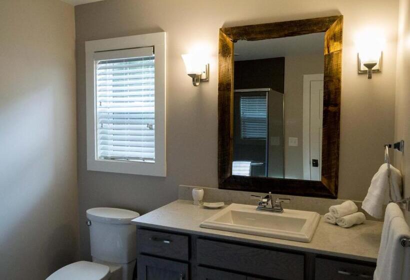 Апартаменты 2 Спальни, Lake Placid Inn: Residences