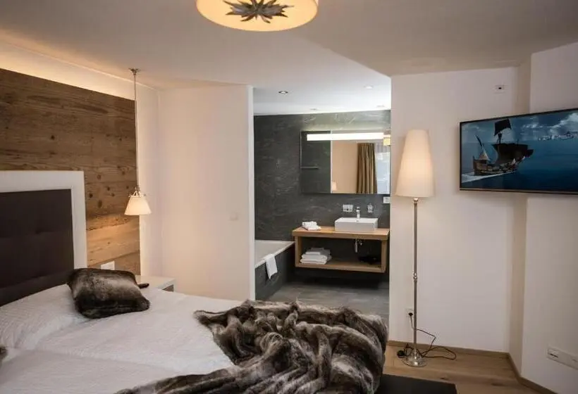 2 Bedroom Apartment with Views, Panorama Ski Lodge