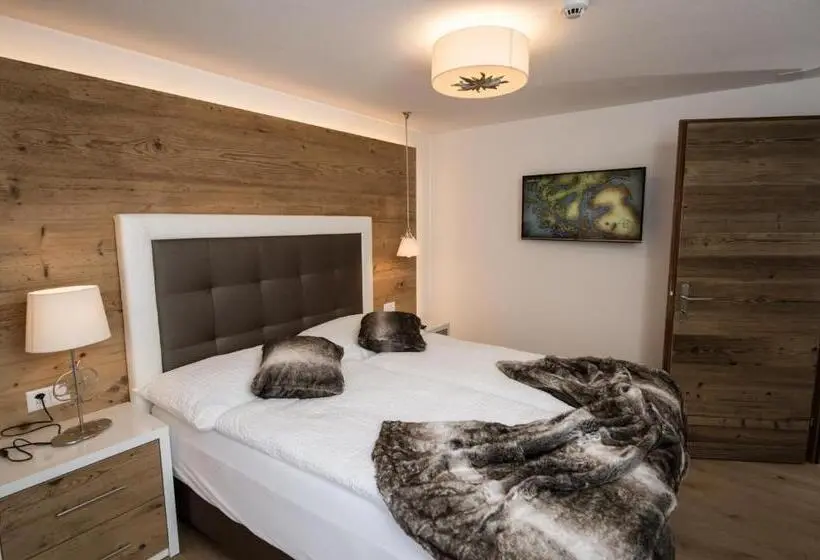 2 Bedroom Apartment with Views, Panorama Ski Lodge