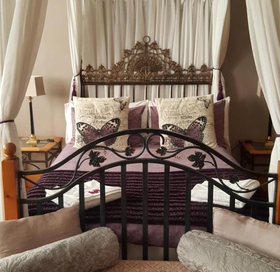 デラックスルーム, Cecil John Rhodes Guest House