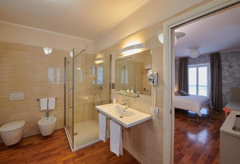 Трехместный Номер Deluxe, Foresteria La Torretta