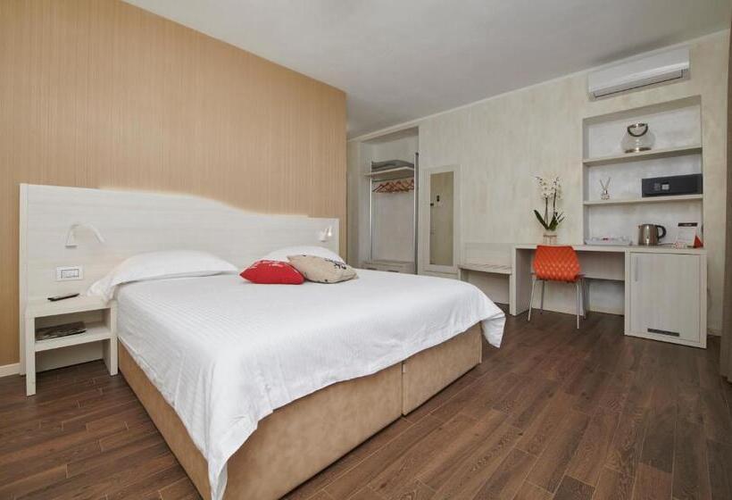Трехместный Номер Deluxe, Foresteria La Torretta
