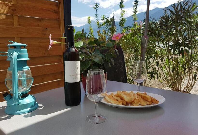 סטודיו עם נוף להרים, Guesthouse Petit Pré