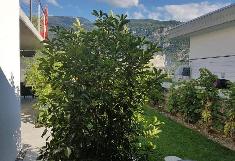 דירת חדר נוף לגינה, Guesthouse Petit Pré