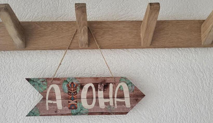 דירת חדר נוף לגינה, Guesthouse Petit Pré