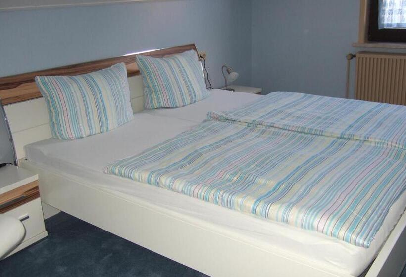 اتاق خانوادگی, Haus Am Kurpark