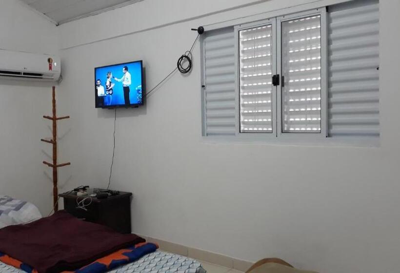 스탠다드 스튜디오, Pousada Catarina