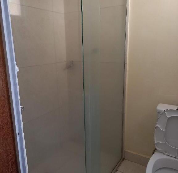 이코노이 4인룸, Pousada Catarina