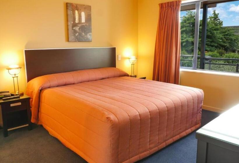 Апартаменты 2 Спальни, Randolph Motel Apartments