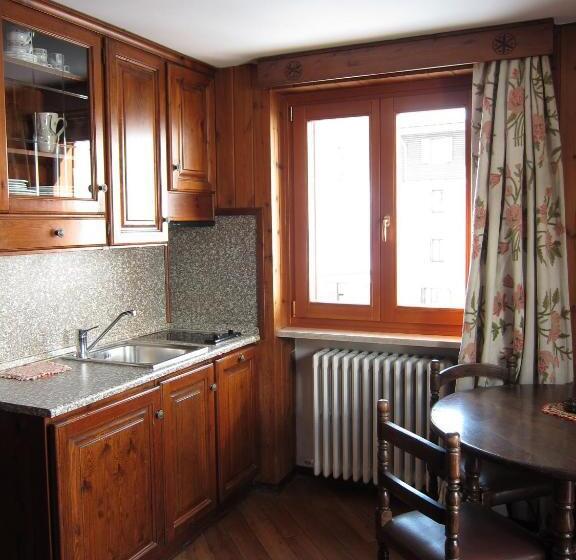 דירת חדר סופריור, Residence Castelli