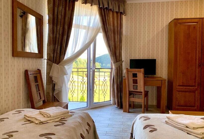 اتاق استاندارد با چشم‌انداز, Mini Hotel Solnce Karpat