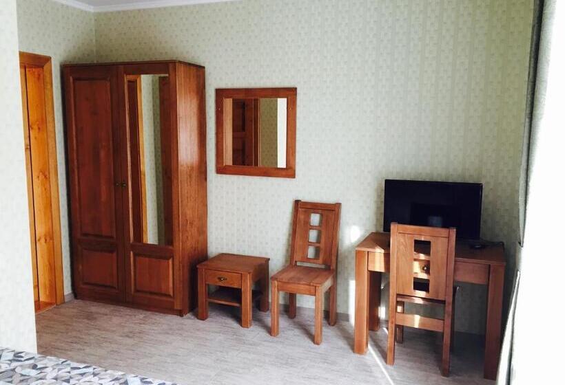 اتاق استاندارد, Mini Hotel Solnce Karpat