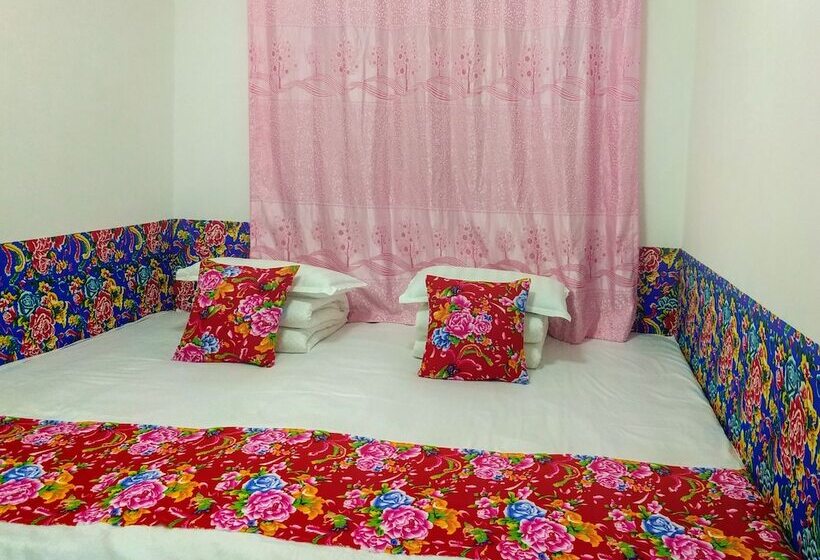 חדר סטנדרט לארבעה, Rime Island Manzhaosongju Inn