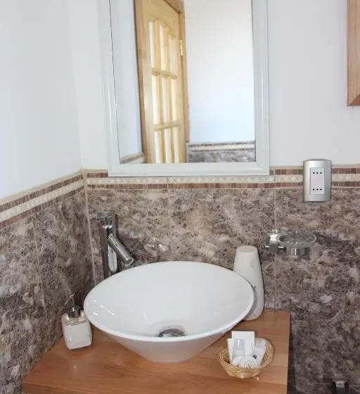 اتاق لوکس با چشم‌انداز دریا, Hostal Fernando De Magalhaes
