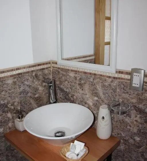 اتاق لوکس با چشم‌انداز دریا, Hostal Fernando De Magalhaes