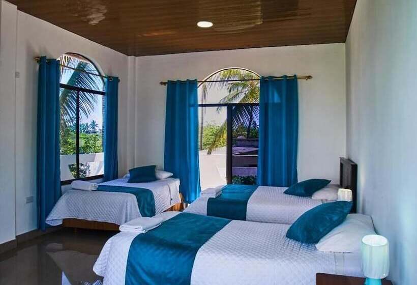 חדר סטנדרט לשלושה, Hostal Muro De Las Lagrimas With High Speed Internet Starlink