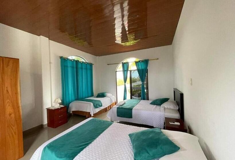 חדר סטנדרט לשלושה, Hostal Muro De Las Lagrimas With High Speed Internet Starlink