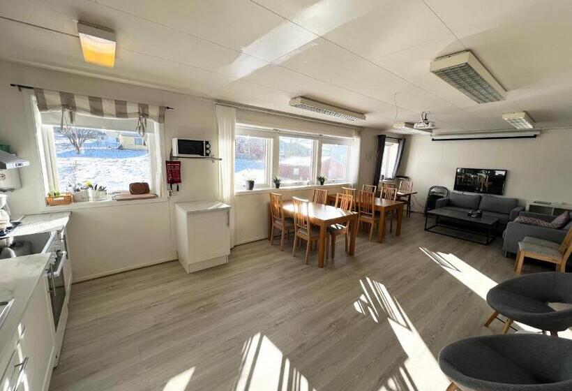 带共用浴室的标准房间, Midnattsol Rom Og Hytter