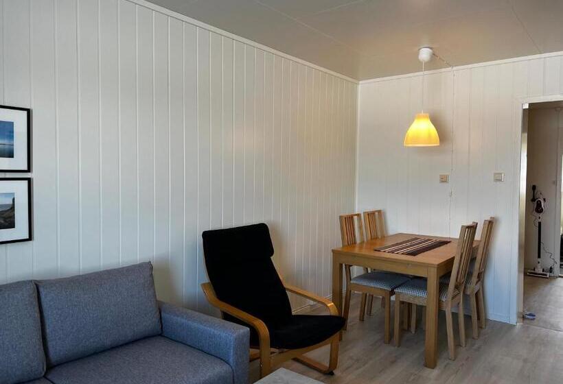 带2个卧室的公寓, Midnattsol Rom Og Hytter