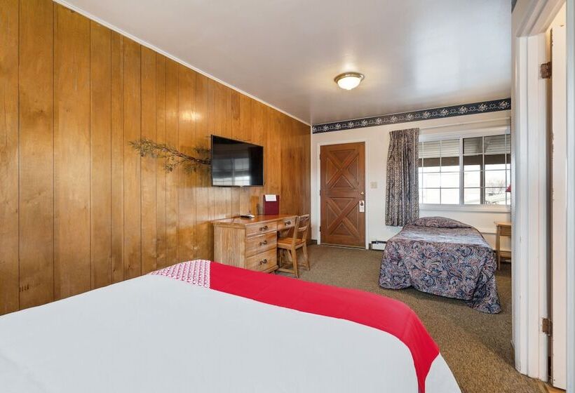 غرفة قياسية سرير ملكى, OYO Silver Spur Burns Hwy 20