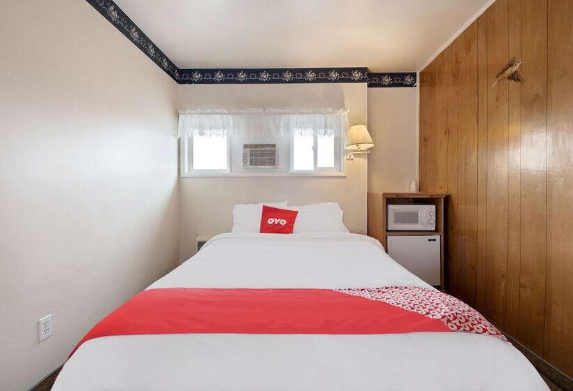 غرفة قياسية سرير ملكى, OYO Silver Spur Burns Hwy 20