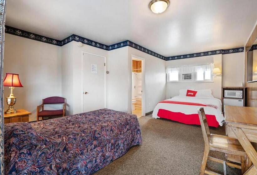 غرفة قياسية سرير ملكى, OYO Silver Spur Burns Hwy 20