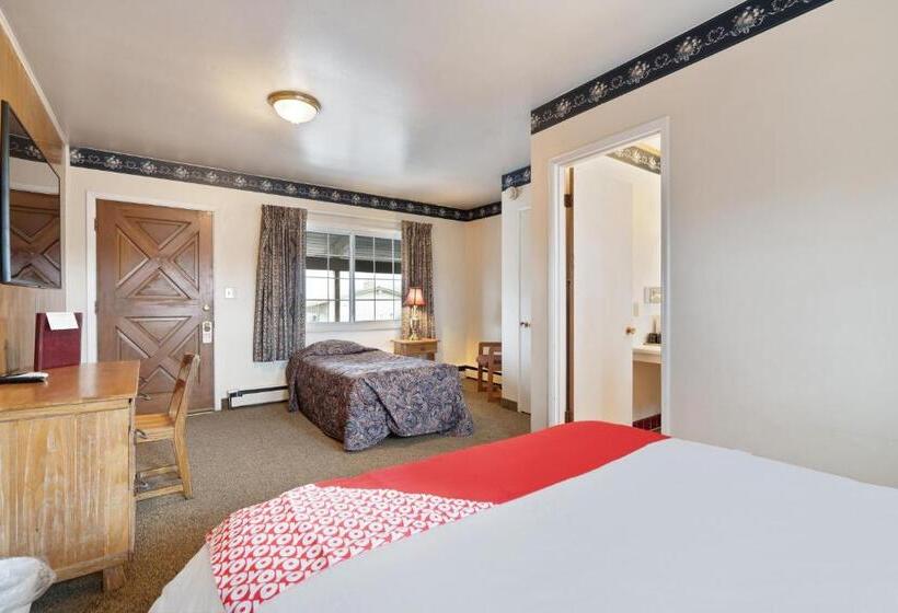 غرفة قياسية سرير ملكى, OYO Silver Spur Burns Hwy 20