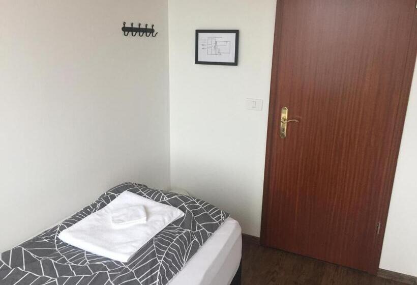 اتاق استاندارد یک تخته با سرویس بهداشتی مشترک, Hamrahlíð 9 Guesthouse
