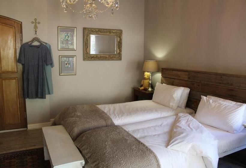 חדר סטנדרט נוף לגינה, 35 On Basil