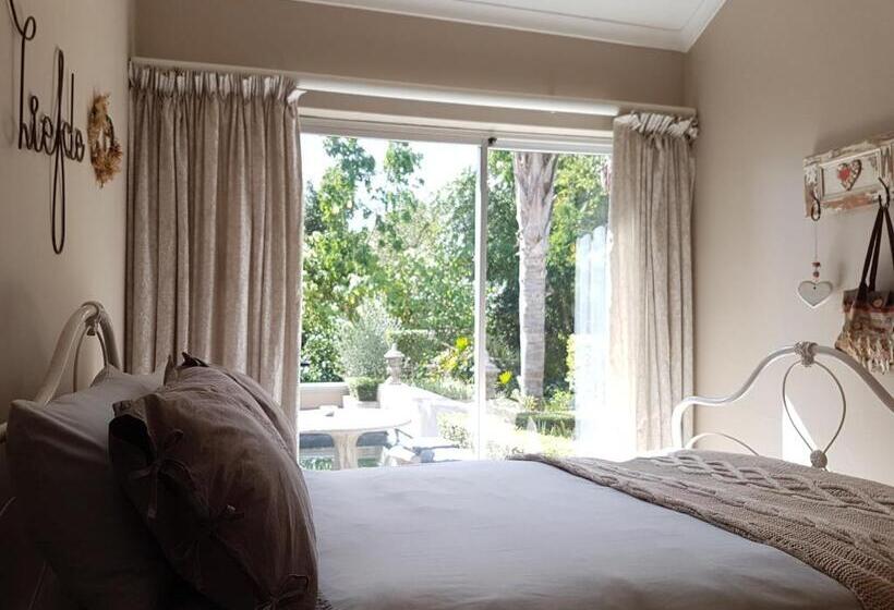 חדר סטנדרט חדר אמבטיה משותף, 35 On Basil