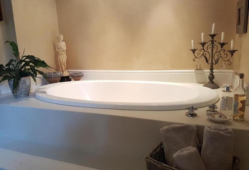 חדר סטנדרט, 35 On Basil