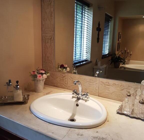 חדר סטנדרט, 35 On Basil