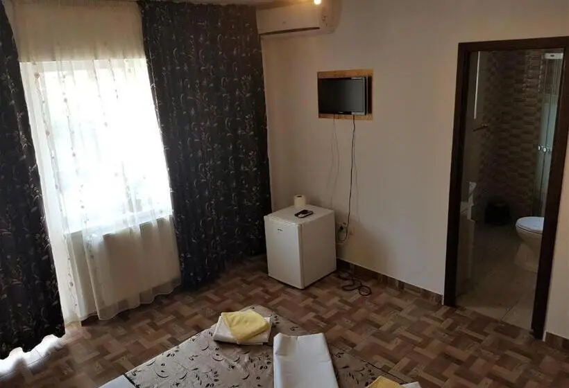 バルコニー付きスタンダードルーム, El Capitano   Mamaia Nord