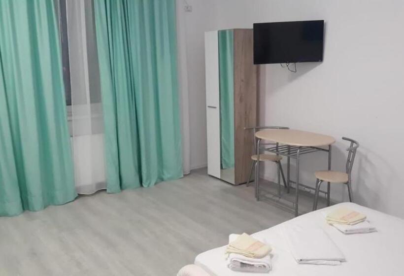 استودیو استاندارد با تخت کینگ, El Capitano   Mamaia Nord
