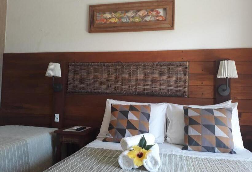 غرفة قياسية ثلاثية, Pousada Bahia Bella