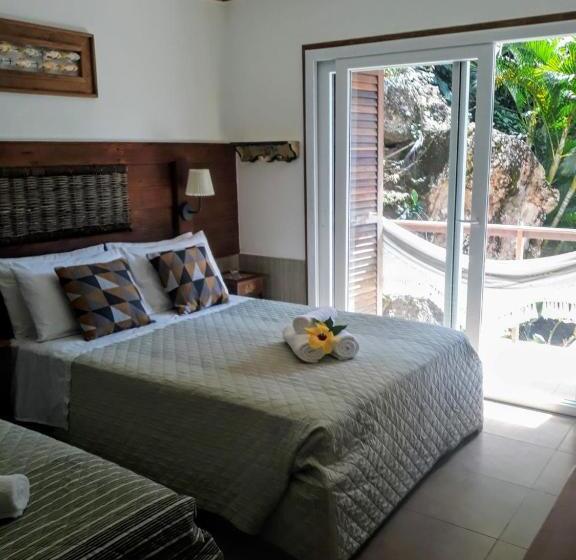 غرفة قياسية ثلاثية, Pousada Bahia Bella