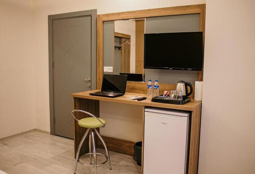 Номер Economy, Hayat Palas